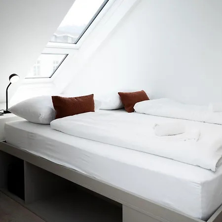 Blackhome Center Ξενοδοχείο με διαμερίσματα 4*